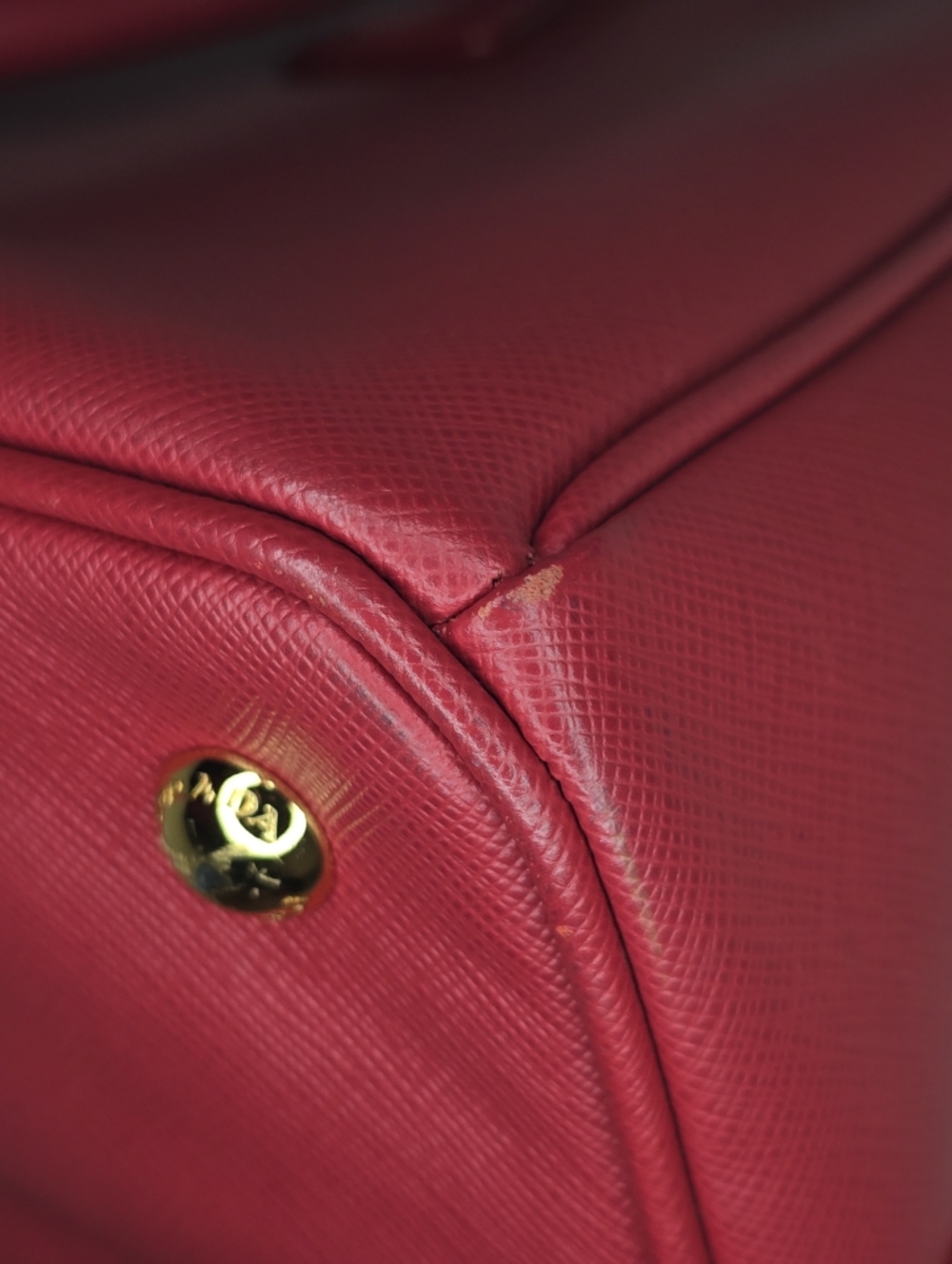 Prada Galleria Lux red Saffiano - Picture 13 of 16
